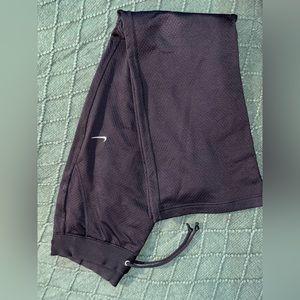 Nike activewear size S.
